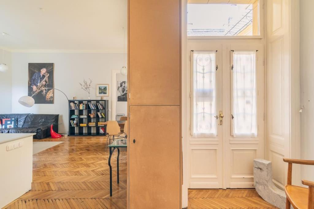 Stylish,large & Bright Loft In Center By Nw * Budapest